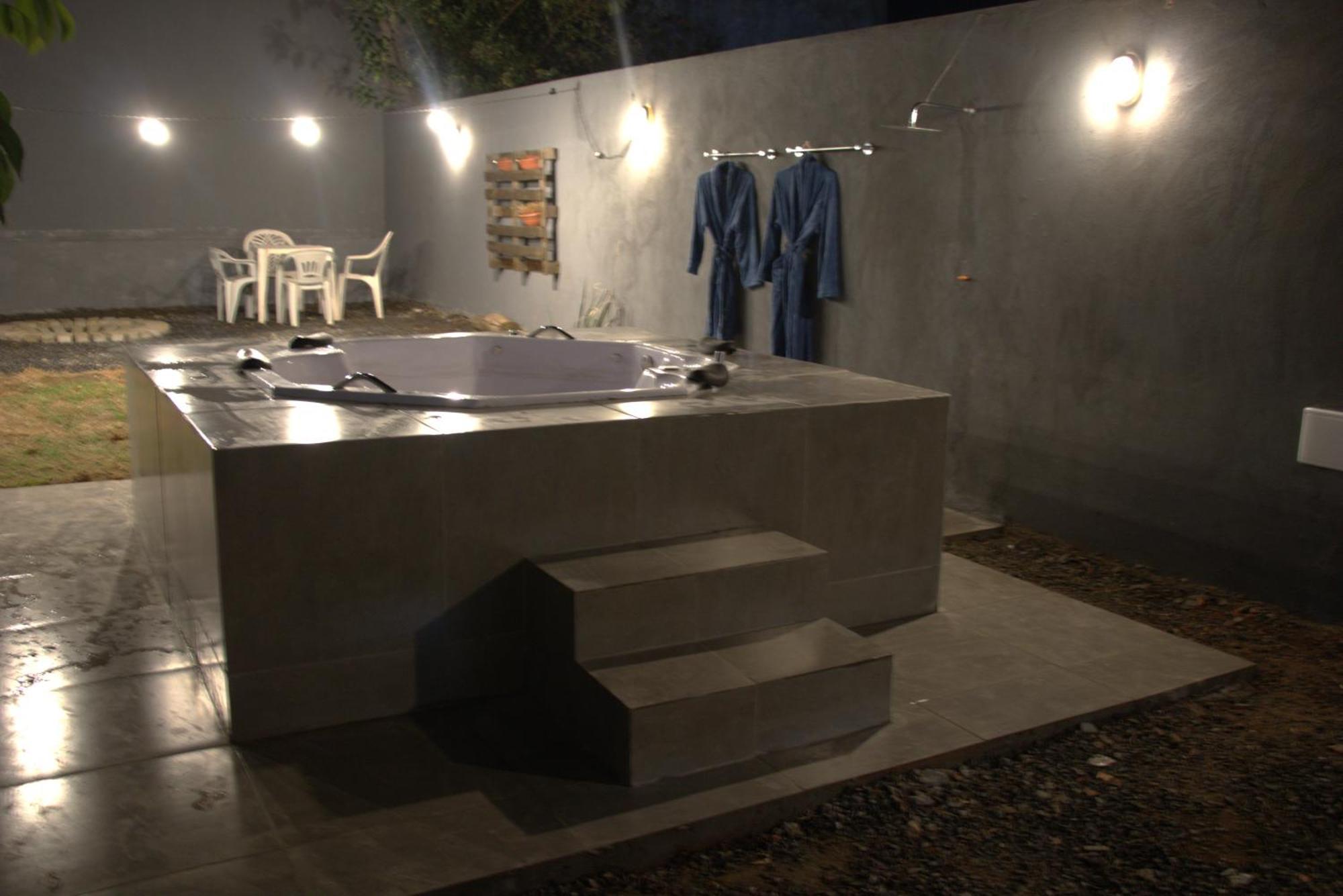 Casa Com Spa De Hidro Com Aquecedor A 700 Mts Do Centro Chapada dos Guimaraes Bagian luar foto